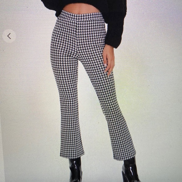 Forever 21 Pants - Plaid Cropped Flare Pants